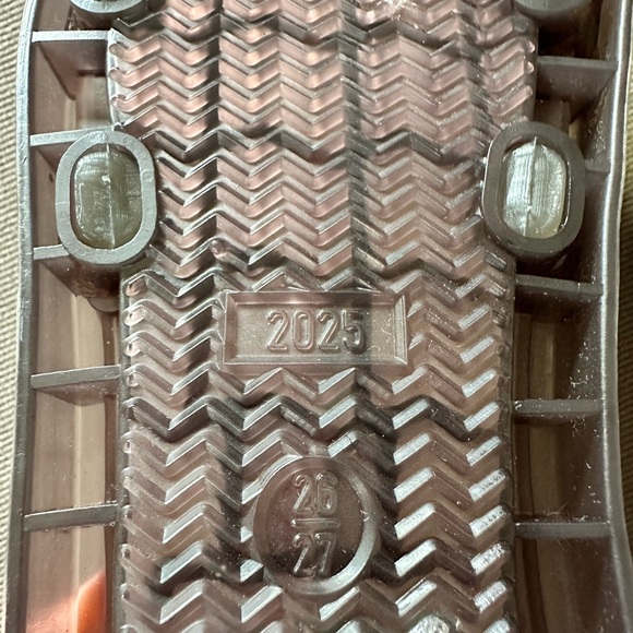 Chinatown Market Smiley Face Slides / Slippers - Picture 3 of 3